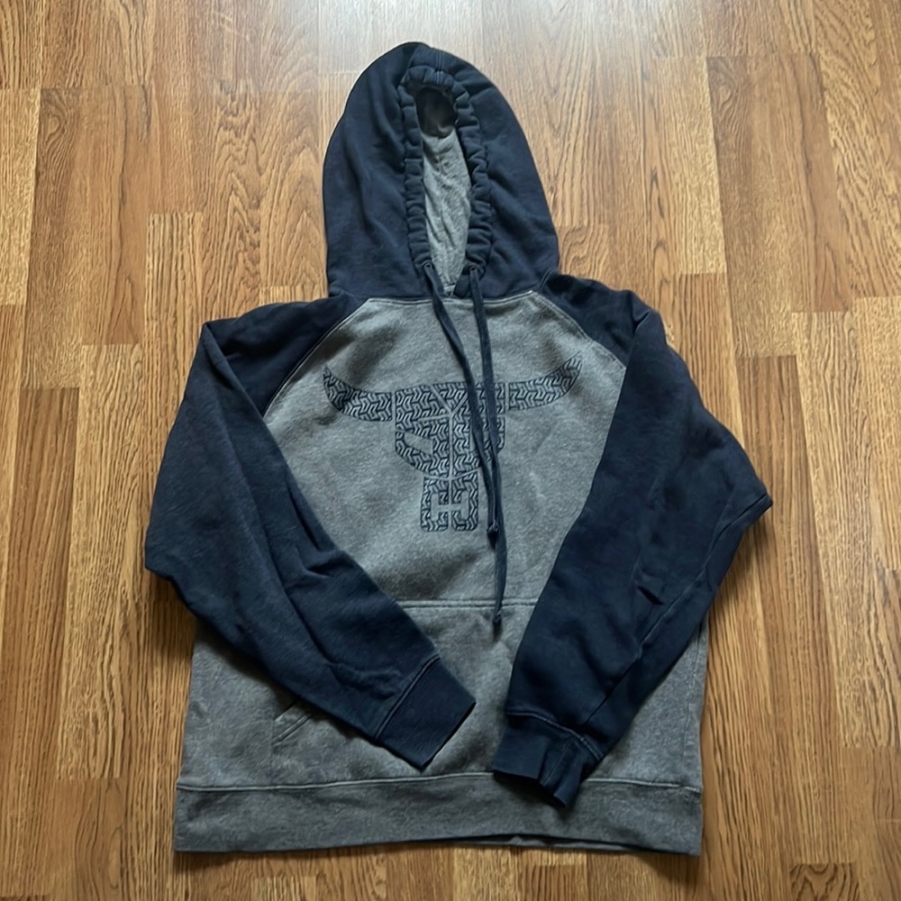 Small rodeo hoodie with steer head